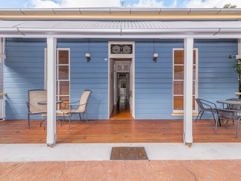 23 Lower Clifton Terrace, Red Hill QLD 4059