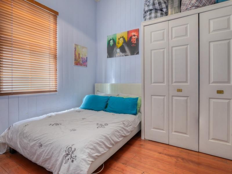 23 Lower Clifton Terrace, Red Hill QLD 4059