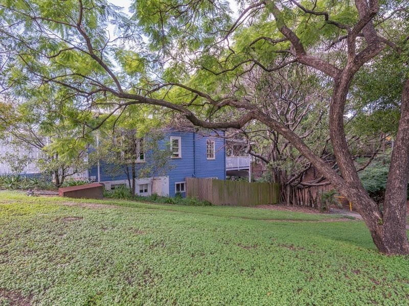 23 Lower Clifton Terrace, Red Hill QLD 4059