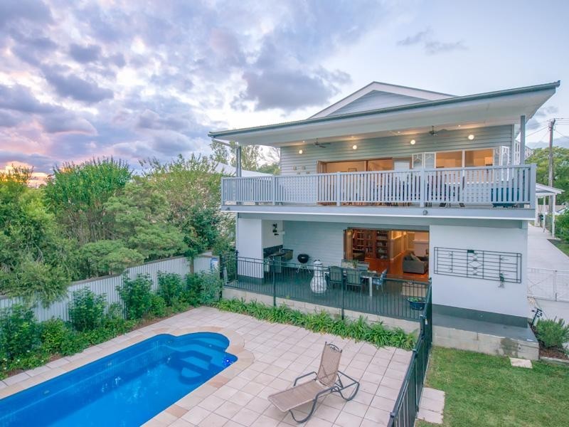 42 Devonshire Street, Ashgrove QLD 4060