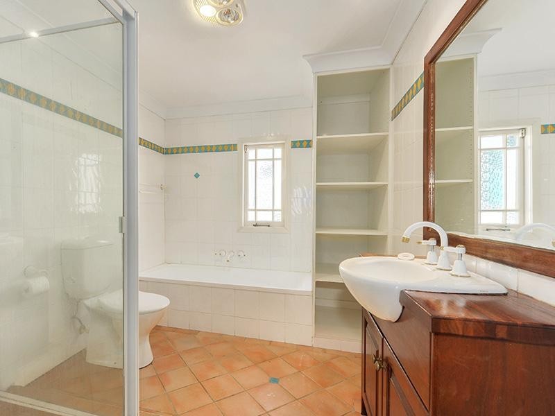 15 Graham Street, Windsor QLD 4030