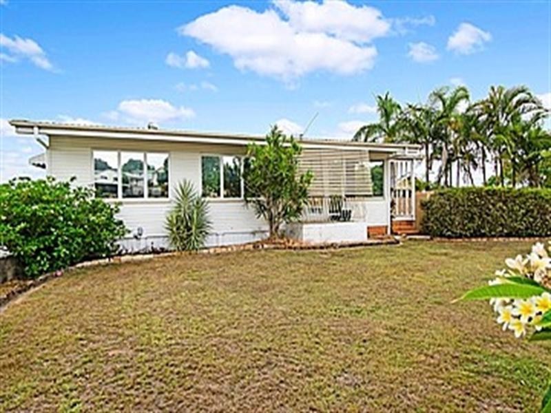 7 Winton Street, Stafford Heights QLD 4053