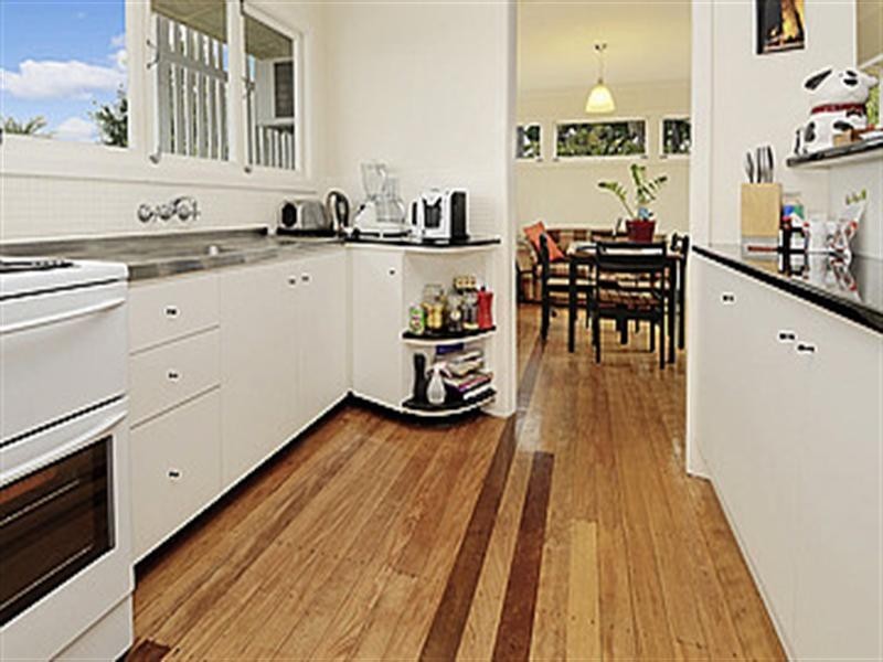 7 Winton Street, Stafford Heights QLD 4053