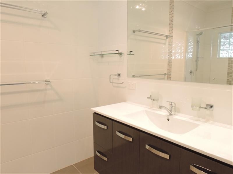 178 Rode Road, Wavell Heights QLD 4012