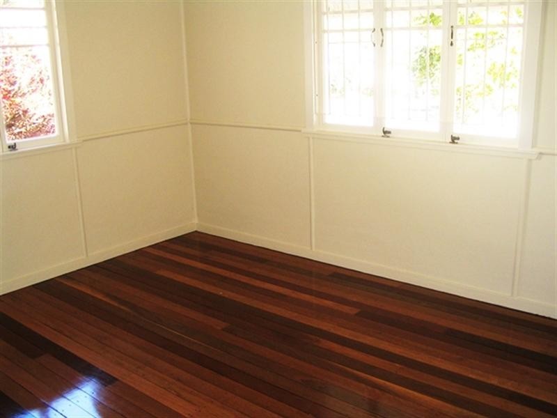 23 Burrowa Street, Stafford QLD 4053