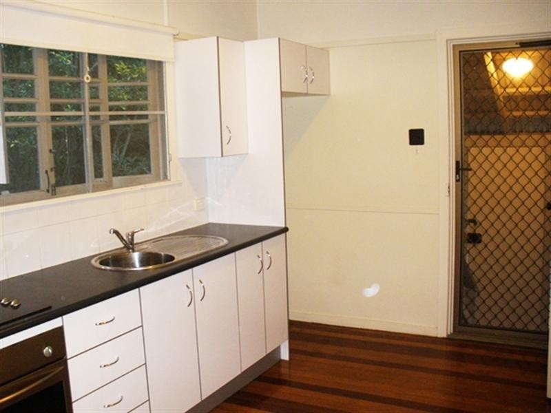 23 Burrowa Street, Stafford QLD 4053