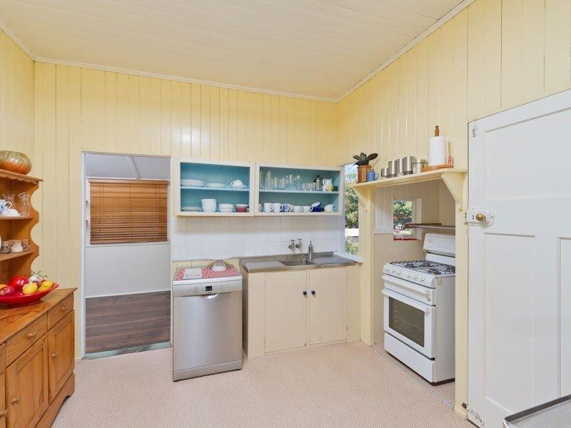 79 Lanham Avenue, Grange QLD 4051