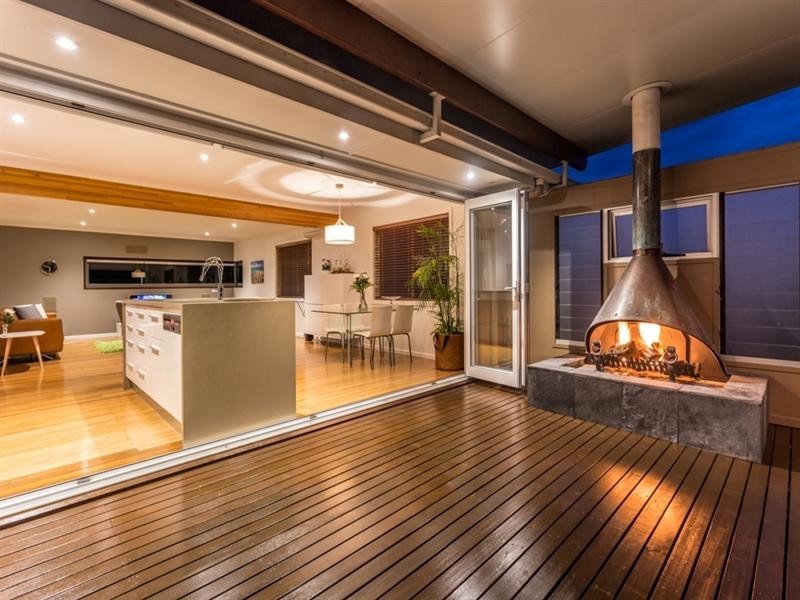 17 Wyman Street, Stafford Heights QLD 4053