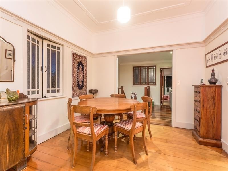 11 Prince Street, Grange QLD 4051