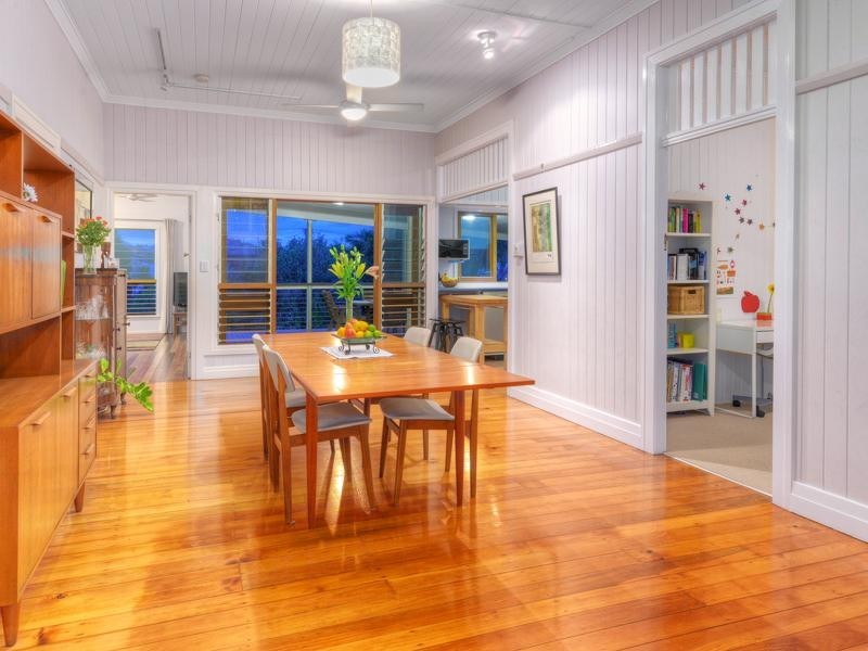 56 Ninth Avenue, Kedron QLD 4031