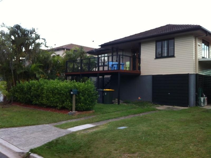 49 Watcombe Street, Wavell Heights QLD 4012