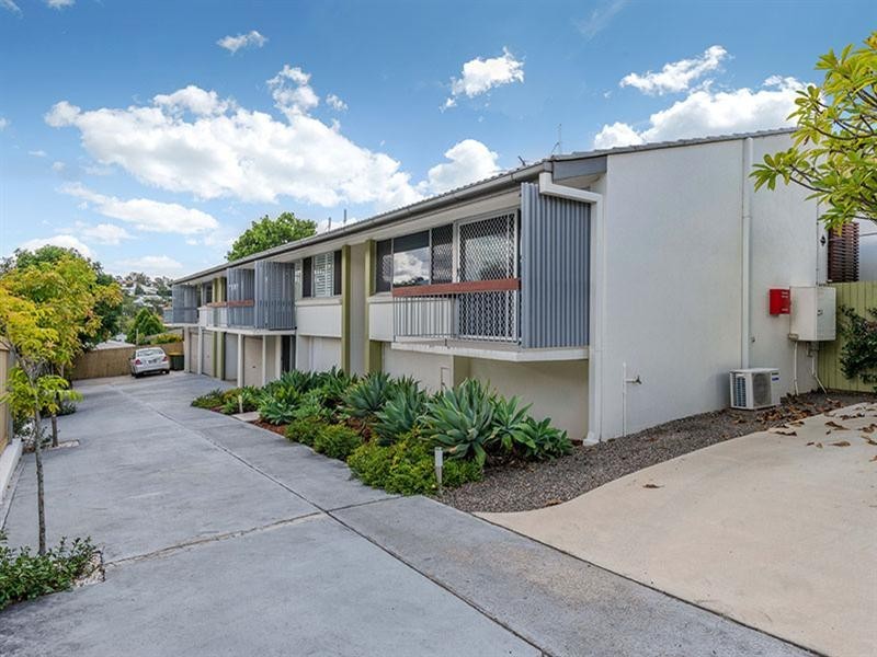 4/65 Erneton Street, Newmarket QLD 4051