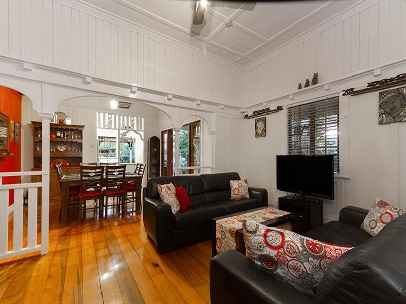 74 Cremorne Road, Kedron QLD 4031