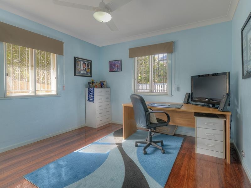 5 Kinnerton Street, Chermside West QLD 4032