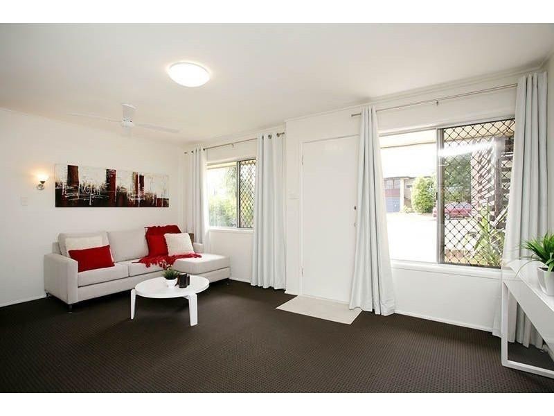 48 Gordon Road, Ferny Hills QLD 4055