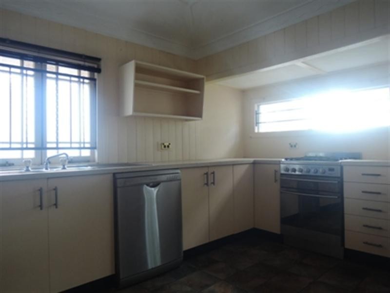 70 Ninth Avenue, Kedron QLD 4031