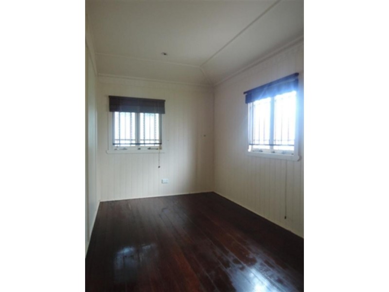 70 Ninth Avenue, Kedron QLD 4031