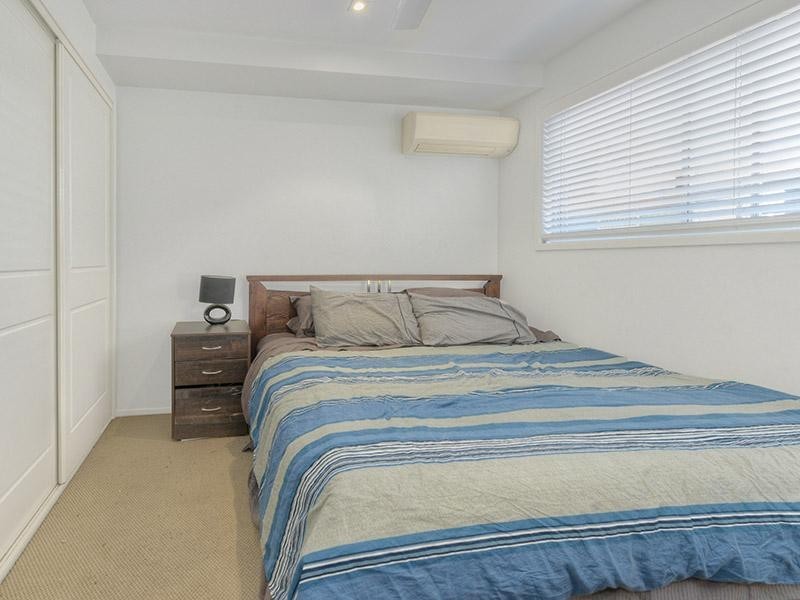 3/10 Burton Street, Indooroopilly QLD 4068