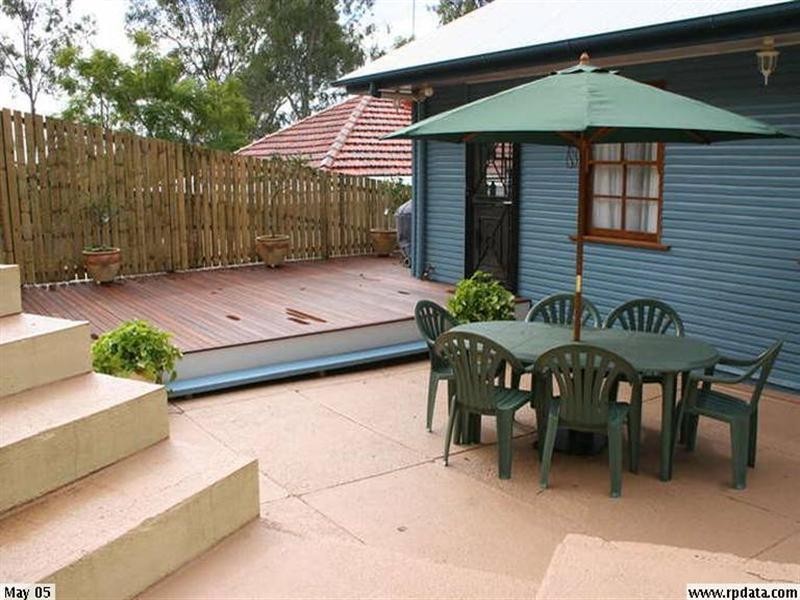 19 McCawley Street, Stafford QLD 4053