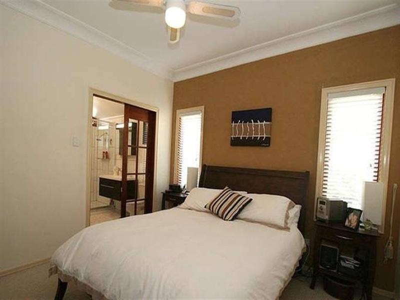 19 McCawley Street, Stafford QLD 4053