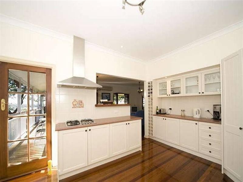 19 McCawley Street, Stafford QLD 4053