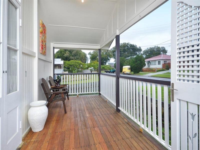 27 School Street, Hendra QLD 4011