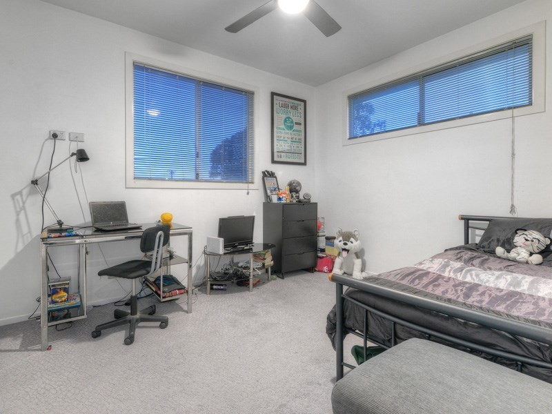 7 Hamilton Avenue, Hendra QLD 4011