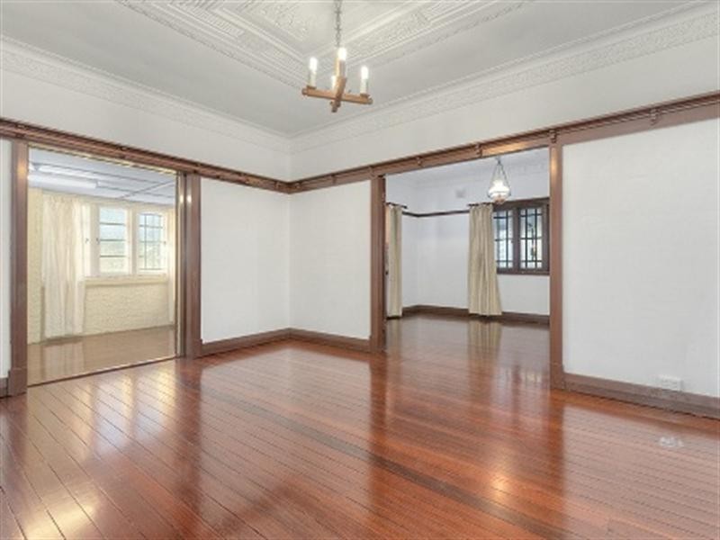 11 Figgis Street, Kedron QLD 4031
