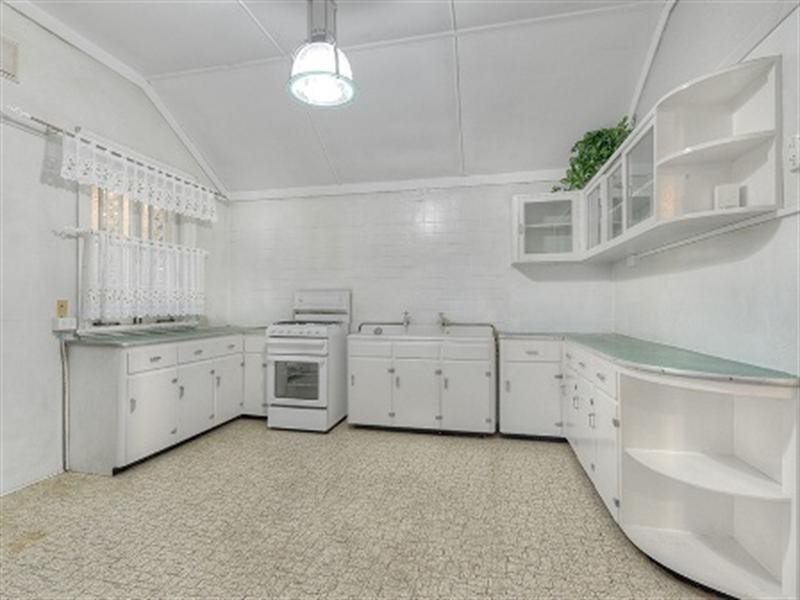 11 Figgis Street, Kedron QLD 4031