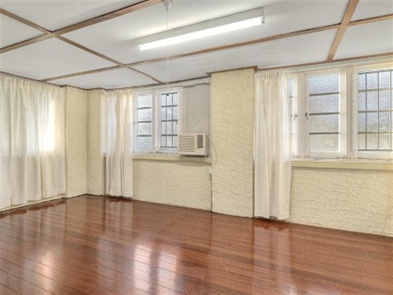 11 Figgis Street, Kedron QLD 4031