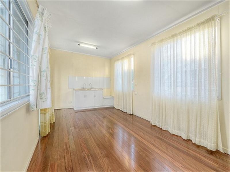 11 Figgis Street, Kedron QLD 4031