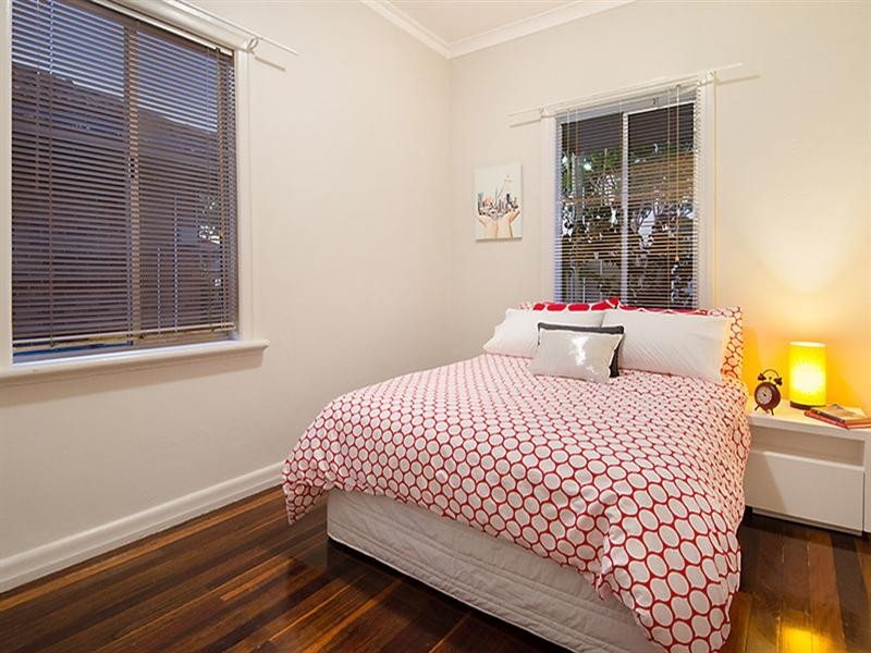 43 Webster Avenue, Hendra QLD 4011