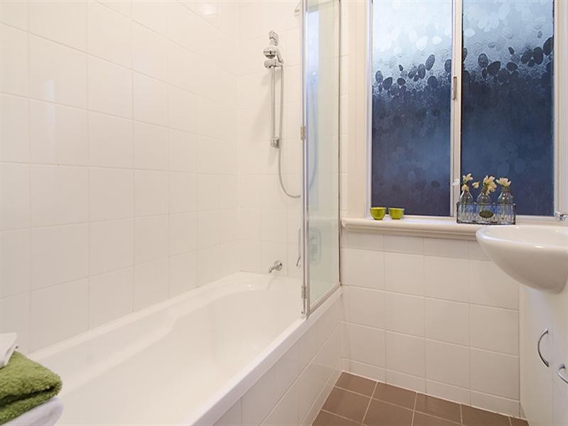 43 Webster Avenue, Hendra QLD 4011