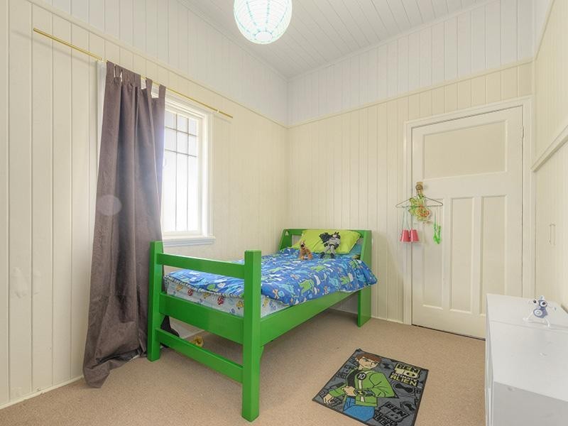 25 Elimatta Drive, Ashgrove QLD 4060