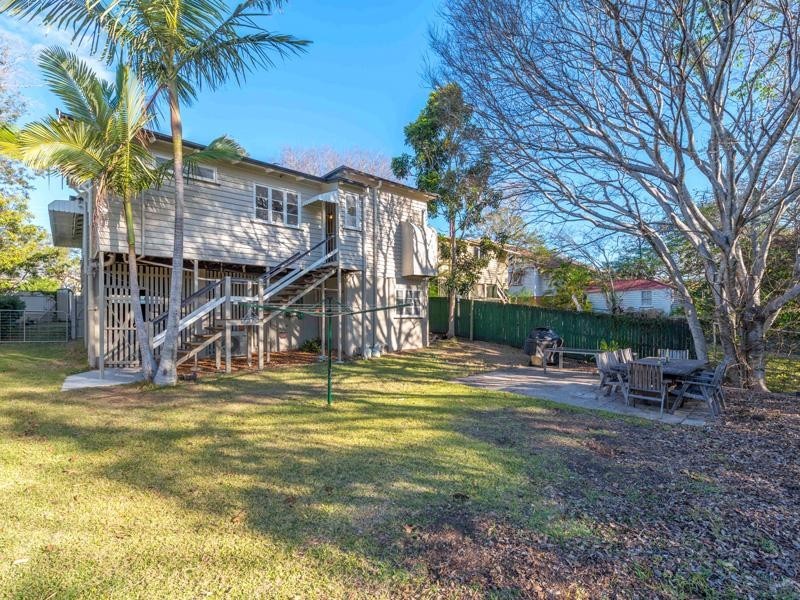 25 Elimatta Drive, Ashgrove QLD 4060
