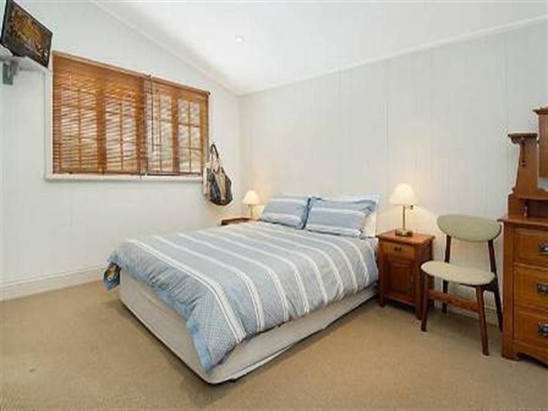 67 Clarke Street, Hendra QLD 4011