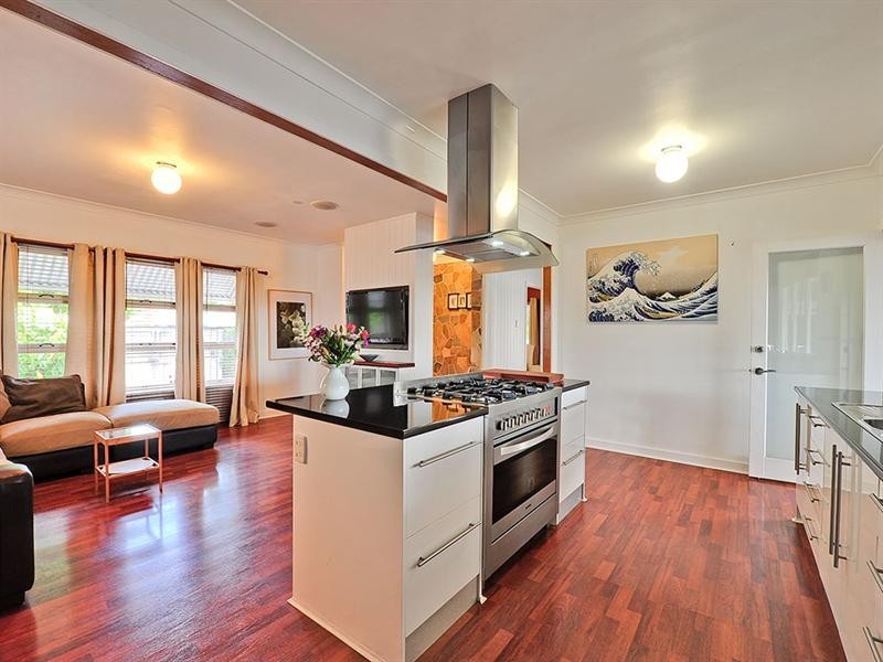 292 Rode Road, Wavell Heights QLD 4012