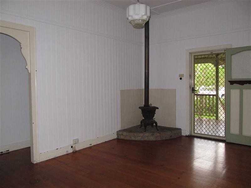 27 Mein Street, Hendra QLD 4011