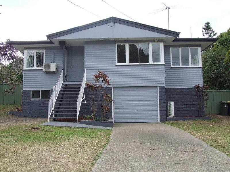 16 Deerdale Street, Stafford Heights QLD 4053