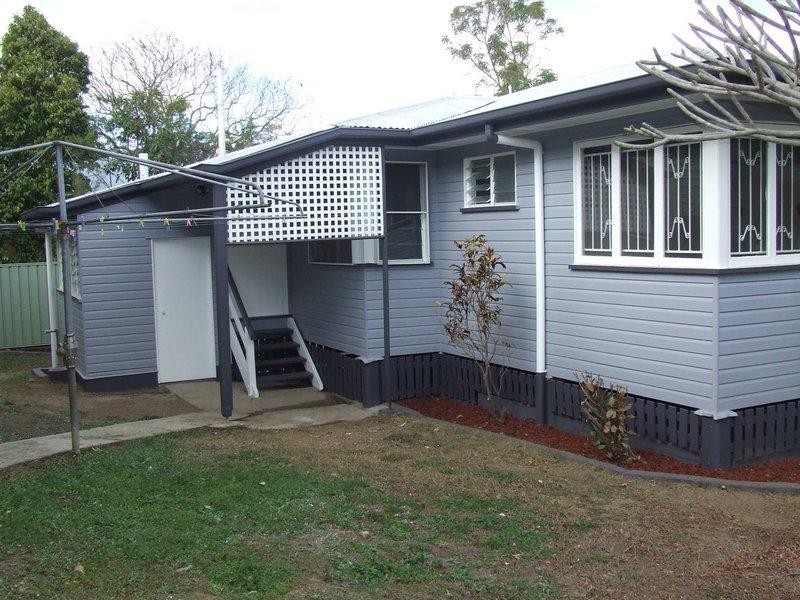 16 Deerdale Street, Stafford Heights QLD 4053