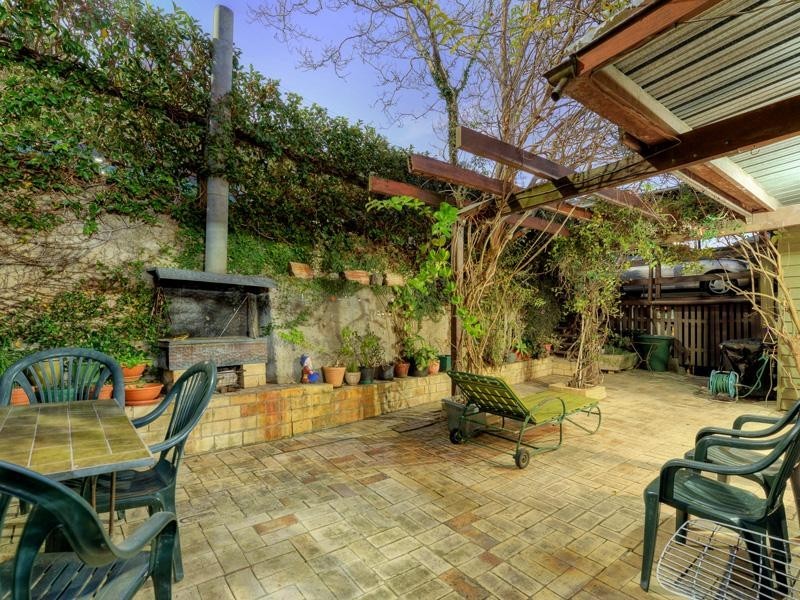 32 Watson Street, Newmarket QLD 4051