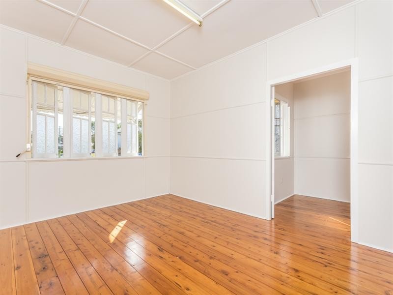 11 Turrana Street, Stafford QLD 4053