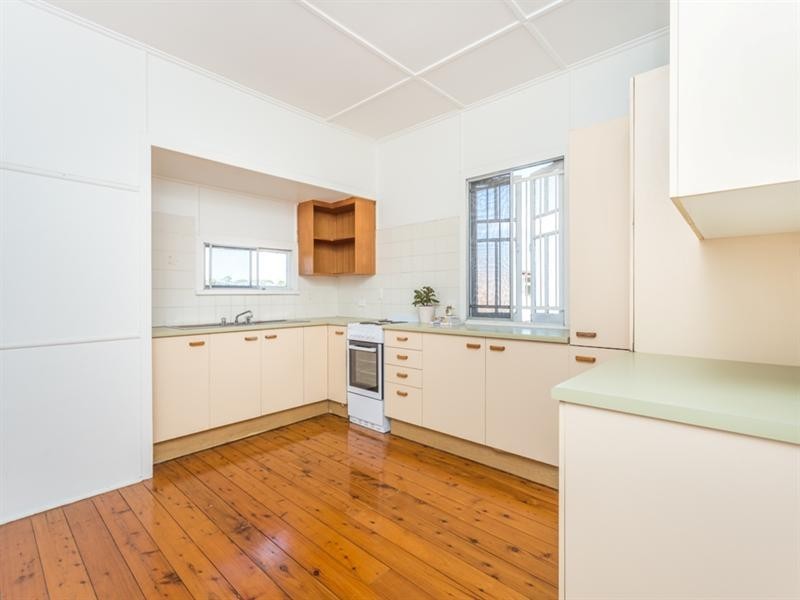 11 Turrana Street, Stafford QLD 4053