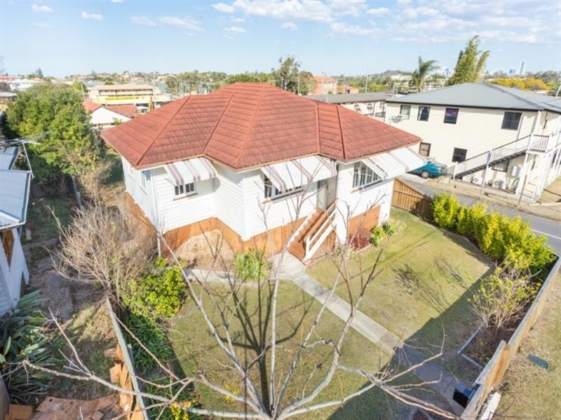 11 Turrana Street, Stafford QLD 4053