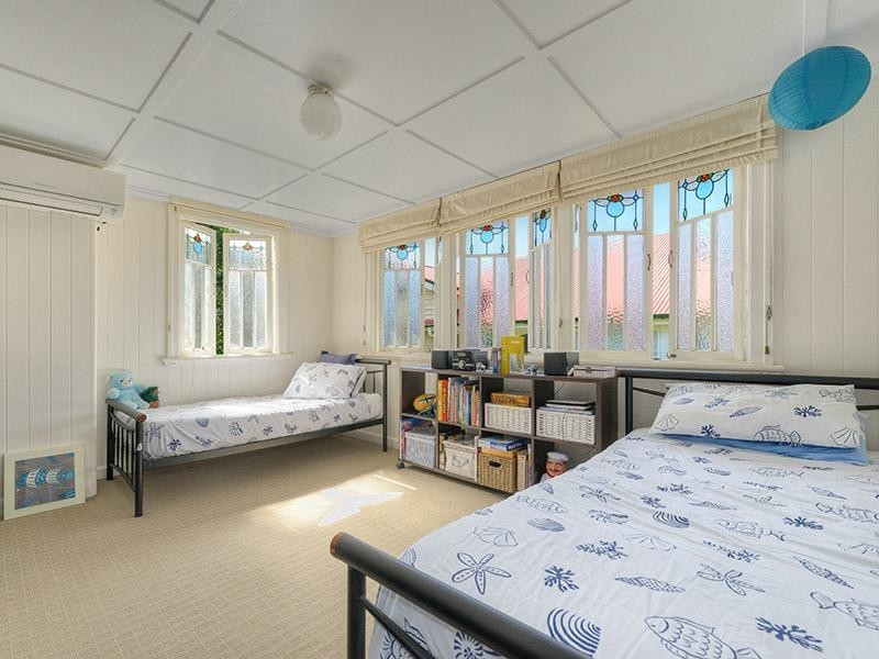 85 Broughton Road, Kedron QLD 4031