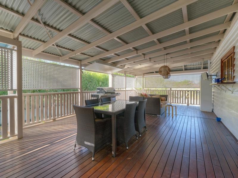 52 Crawford Avenue, Stafford QLD 4053