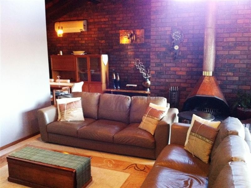 22 Acacia Street, Everton Hills QLD 4053