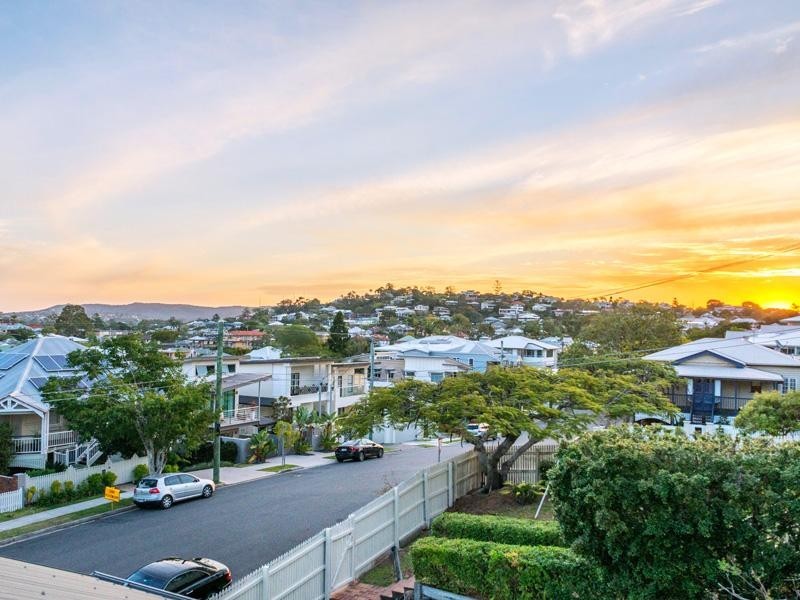 50 Angliss Street, Wilston QLD 4051