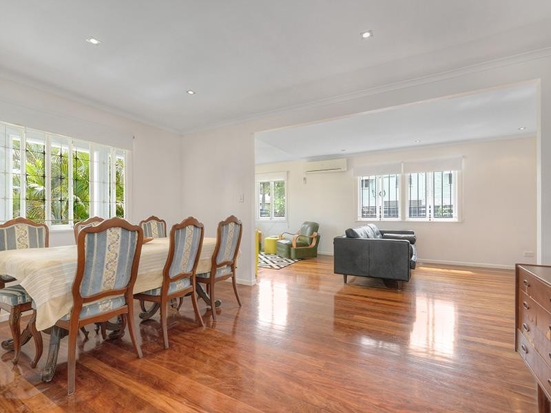 15 Almora Street, Wooloowin QLD 4030