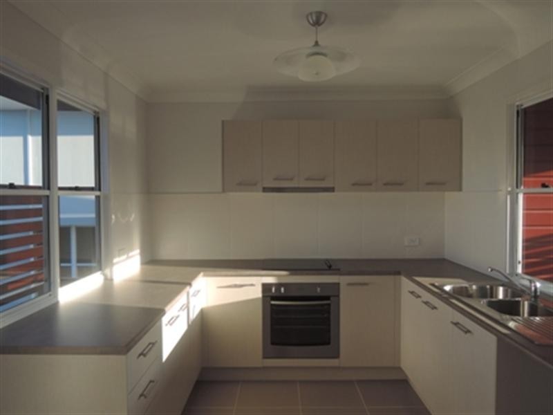 2/24 Venning Street, Everton Park QLD 4053